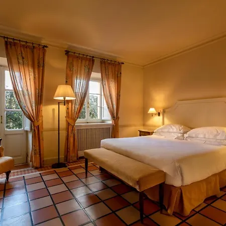 Отель Qc Grand Roma Фьюмичино