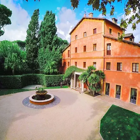 Отель Qc Grand Roma