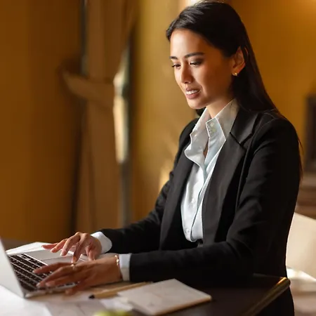 Отель Qc Grand Roma 5*