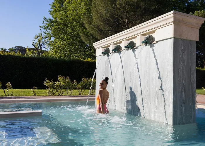 Hotel Qc Grand Roma 5*