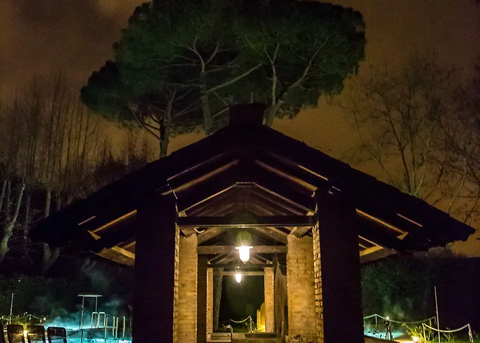 Qc Grand Roma Hotel 5*